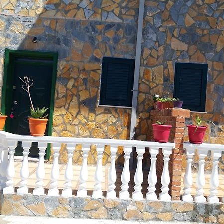 Villa Fredi Orikum Ngoại thất bức ảnh