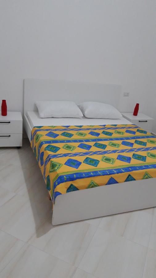 Villa Fredi Orikum Ngoại thất bức ảnh